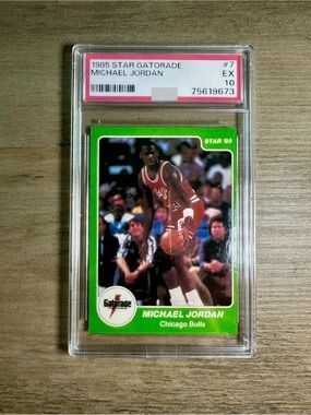 Michael Jordan 1985 Star Gatorade #7 Rookie Novelty Basketball Card. Bulls.